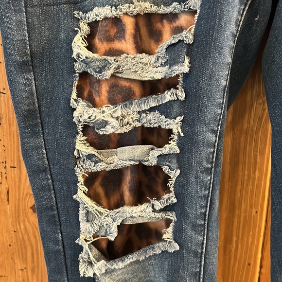 Super Comfy jeans with leopard print insets/ ripped parts, Lucky & Blessed brand - Picture 2 of 6